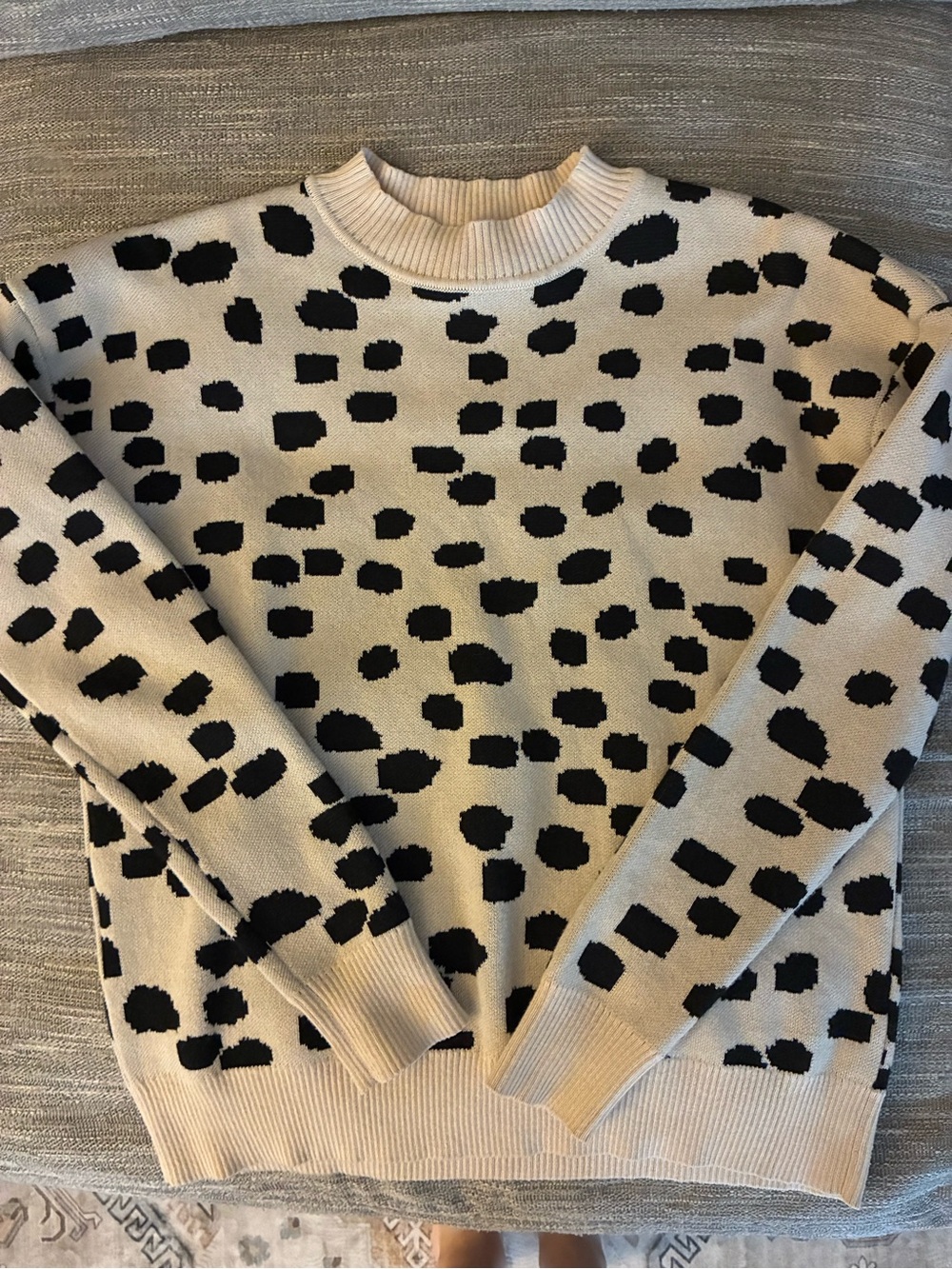 Women's Cream & Black Leopard Print Turtleneck Sweater